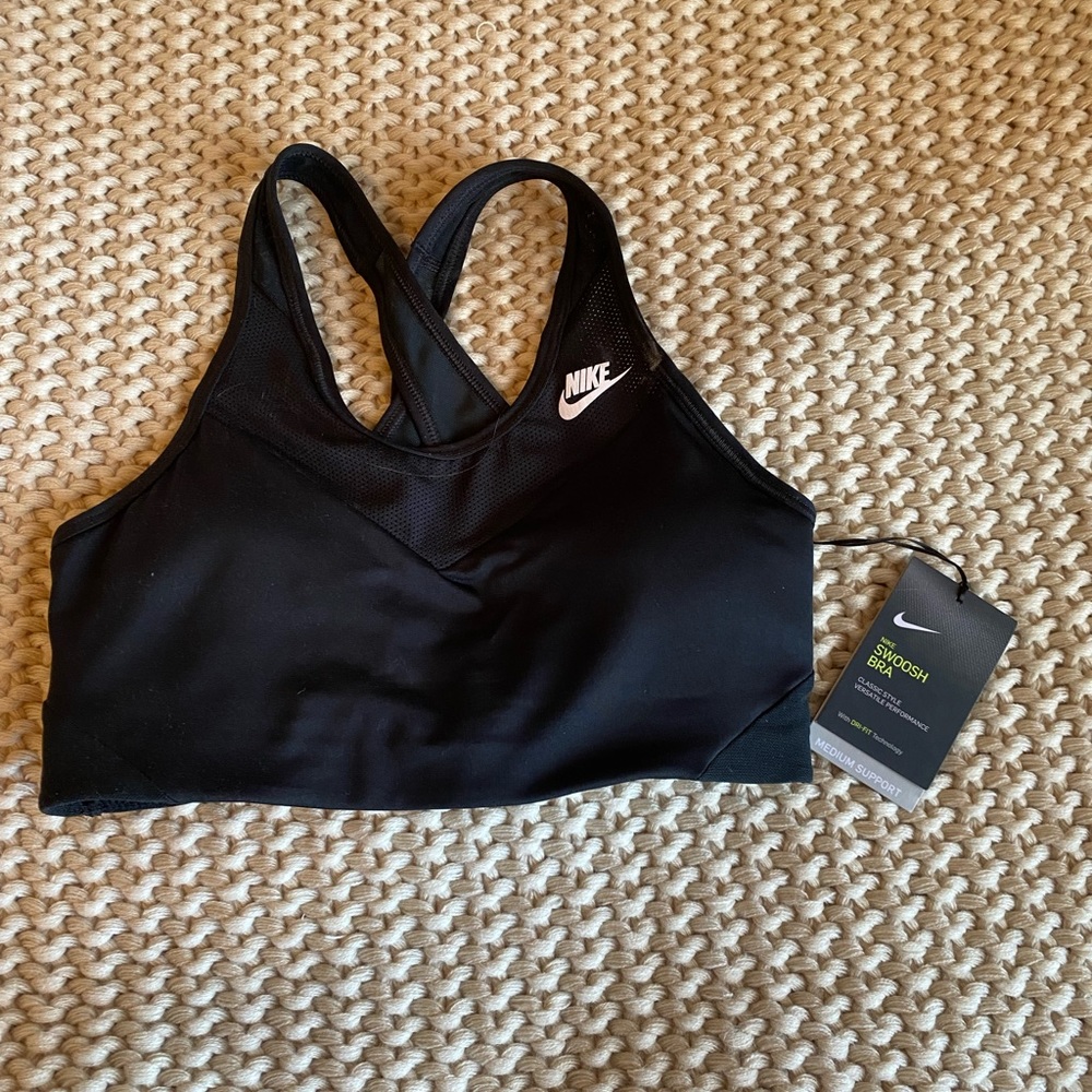 NWT Nike sports bra